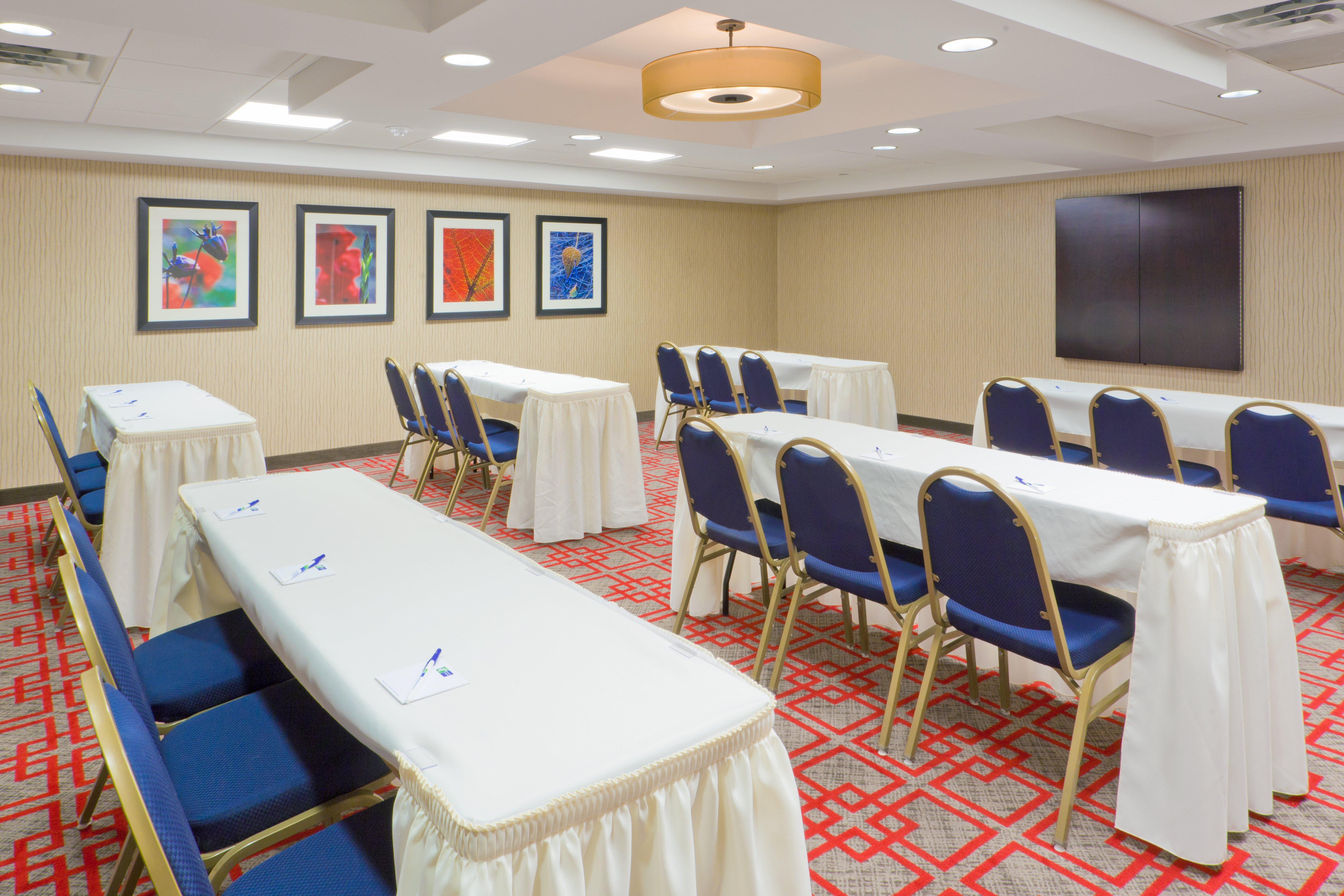 Holiday Inn Express - Neptune By Ihg Ngoại thất bức ảnh
