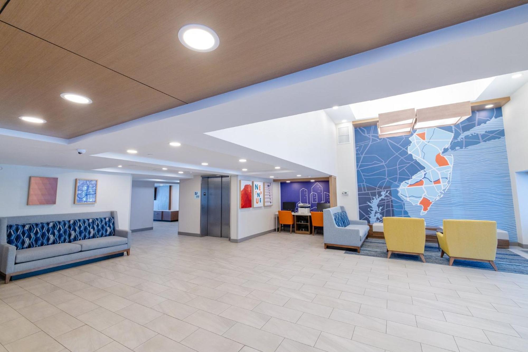 Holiday Inn Express - Neptune By Ihg Ngoại thất bức ảnh