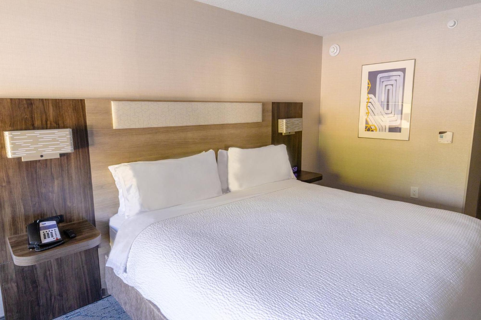 Holiday Inn Express - Neptune By Ihg Ngoại thất bức ảnh