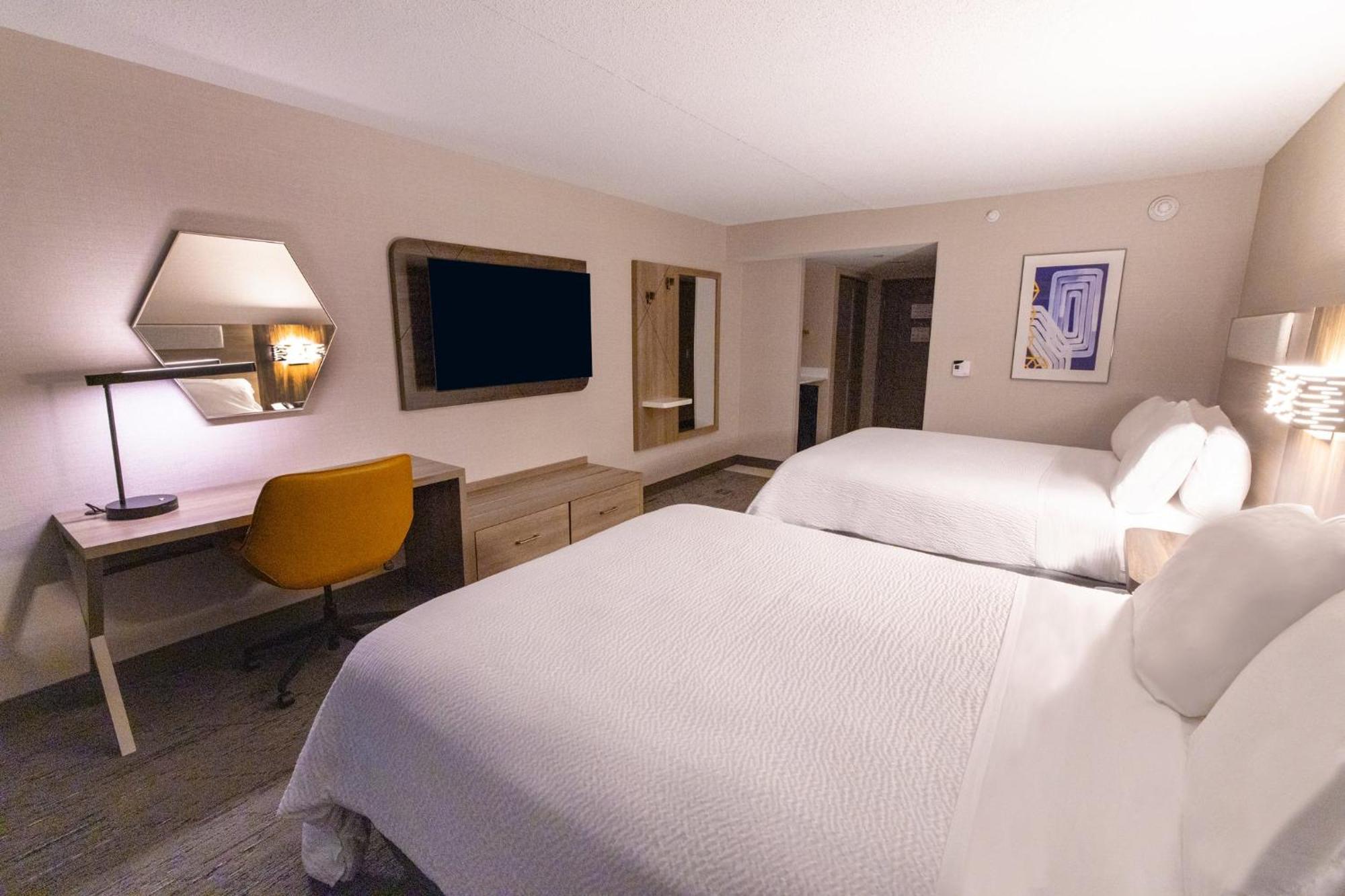 Holiday Inn Express - Neptune By Ihg Ngoại thất bức ảnh